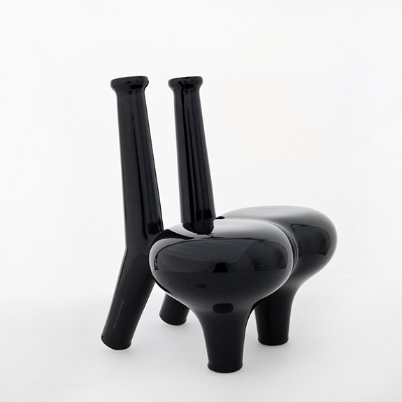 © Satyendra Pakhalé Flower Offering Chair Black Glossy courtesy ammann//gallery